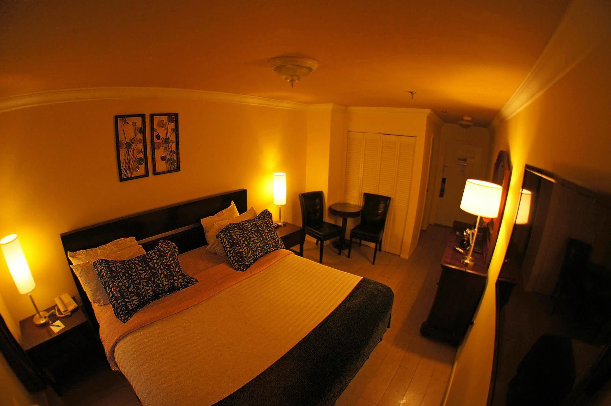 Pegasus International Hotel Key West Luaran gambar